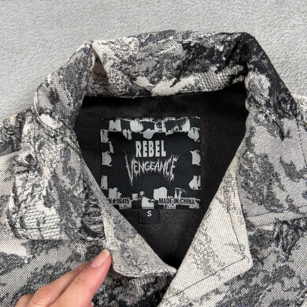 Rebel Vengeance Apocalypse Horseman Shirt Mens Small Tapestry Button Up